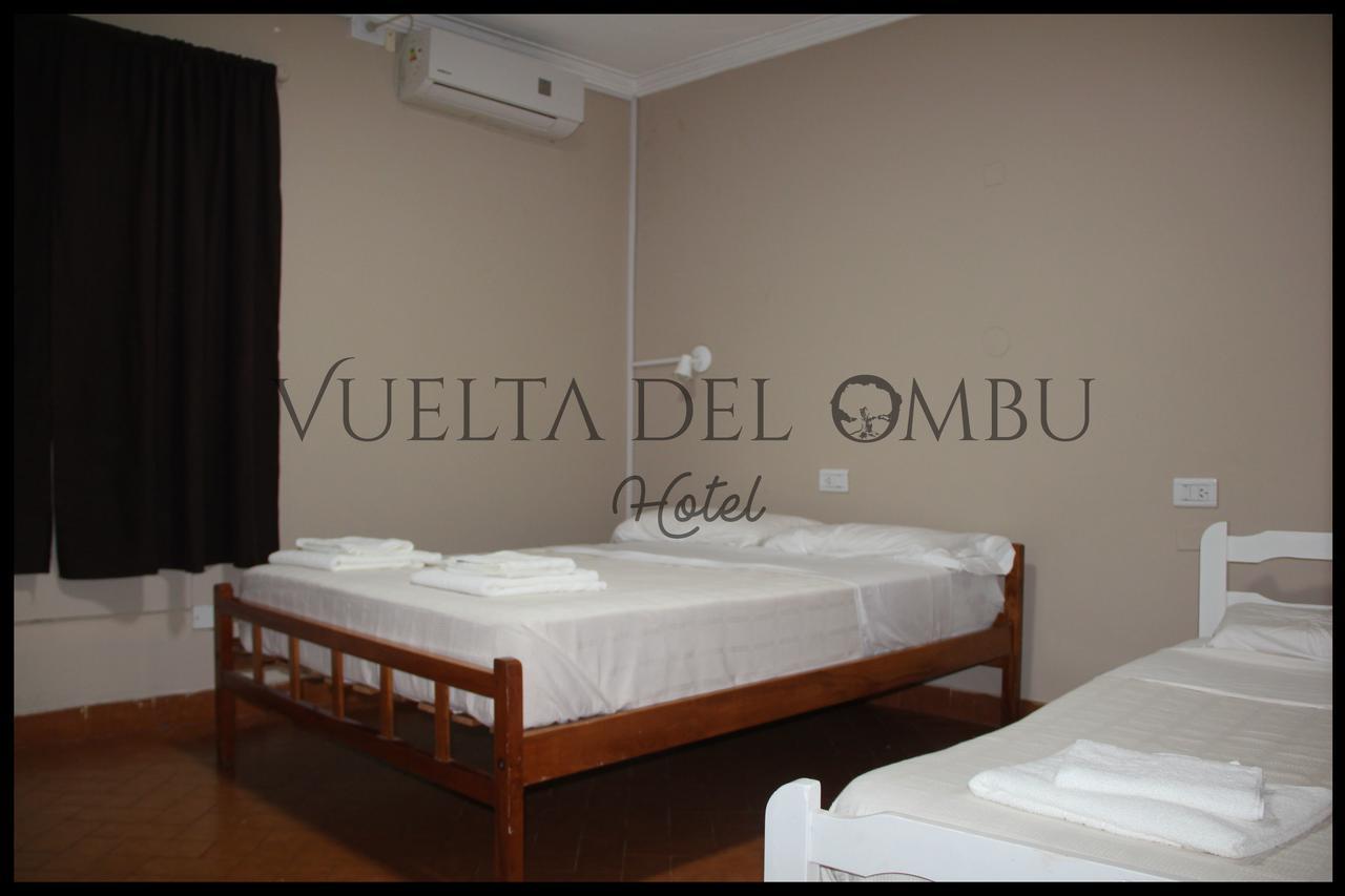 Hotel Vuelta Del Ombu Gobernador Virasora Kültér fotó